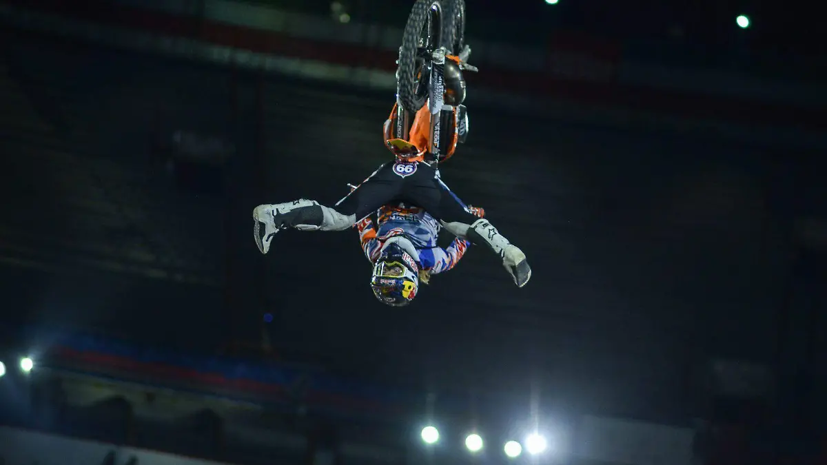 493561_Freestyle Motocross RedBull_web